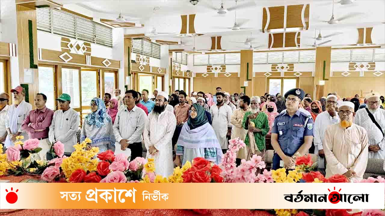 বড়াইগ্রামে জুলাই পুনর্জাগরণে সমাজ গঠনের শপথ অনুষ্ঠিত।