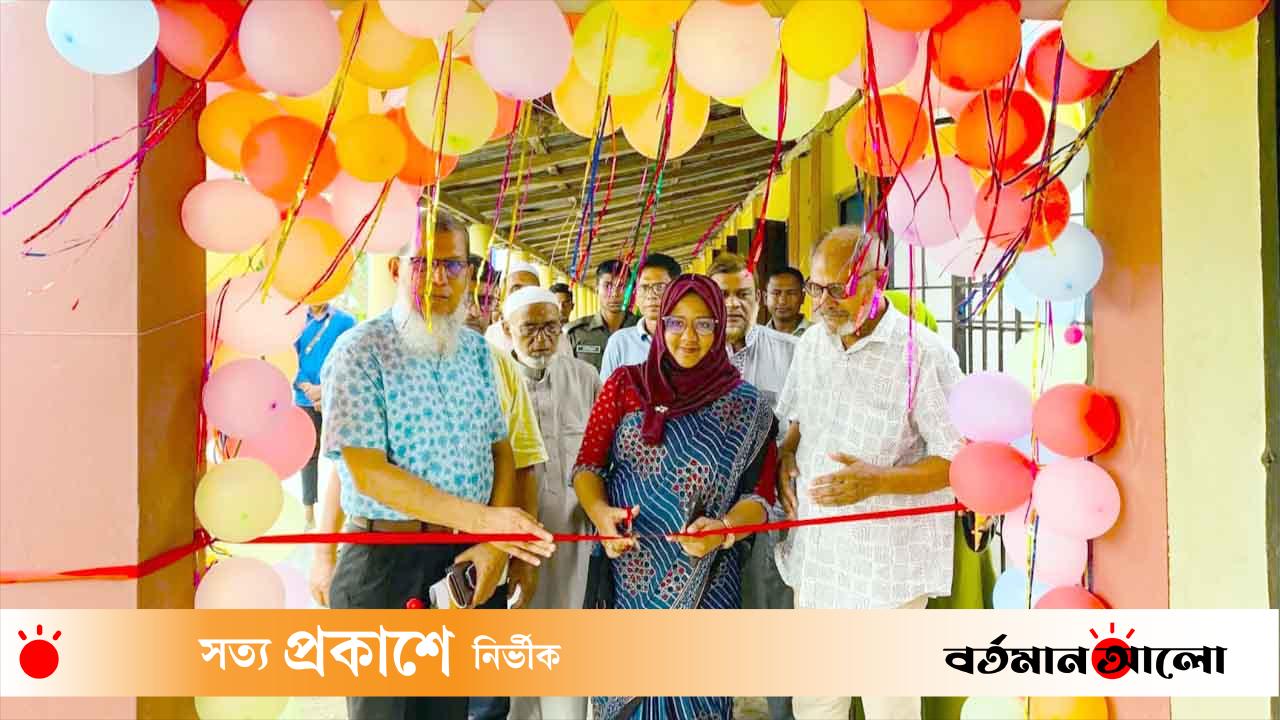 বড়াইগ্রামে শিক্ষার মানোন্নয়নে শিক্ষা প্রতিষ্ঠান পরিদর্শন ও ভবন উদ্বোধন
