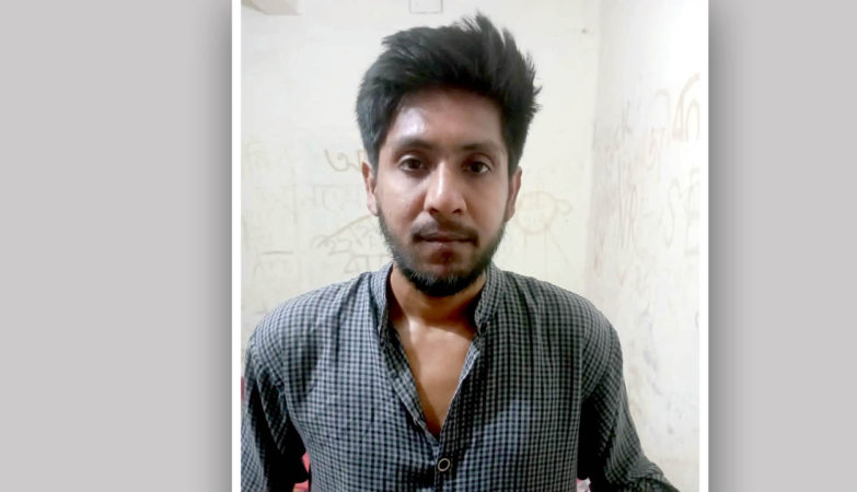 রাজশাহীতে আদালতের পেশকারের কাছে চাঁদা দাবি, পলাতক আসামি গ্রেফতার