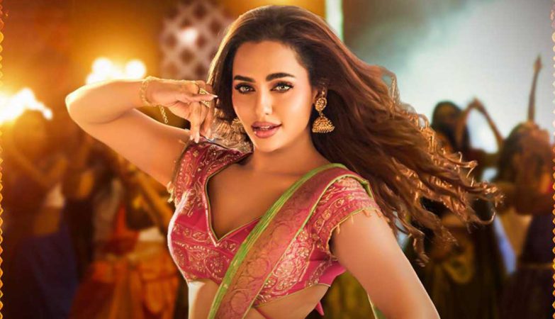 প্রকাশ পেল ফারিয়ার ‘লোকে বলে’