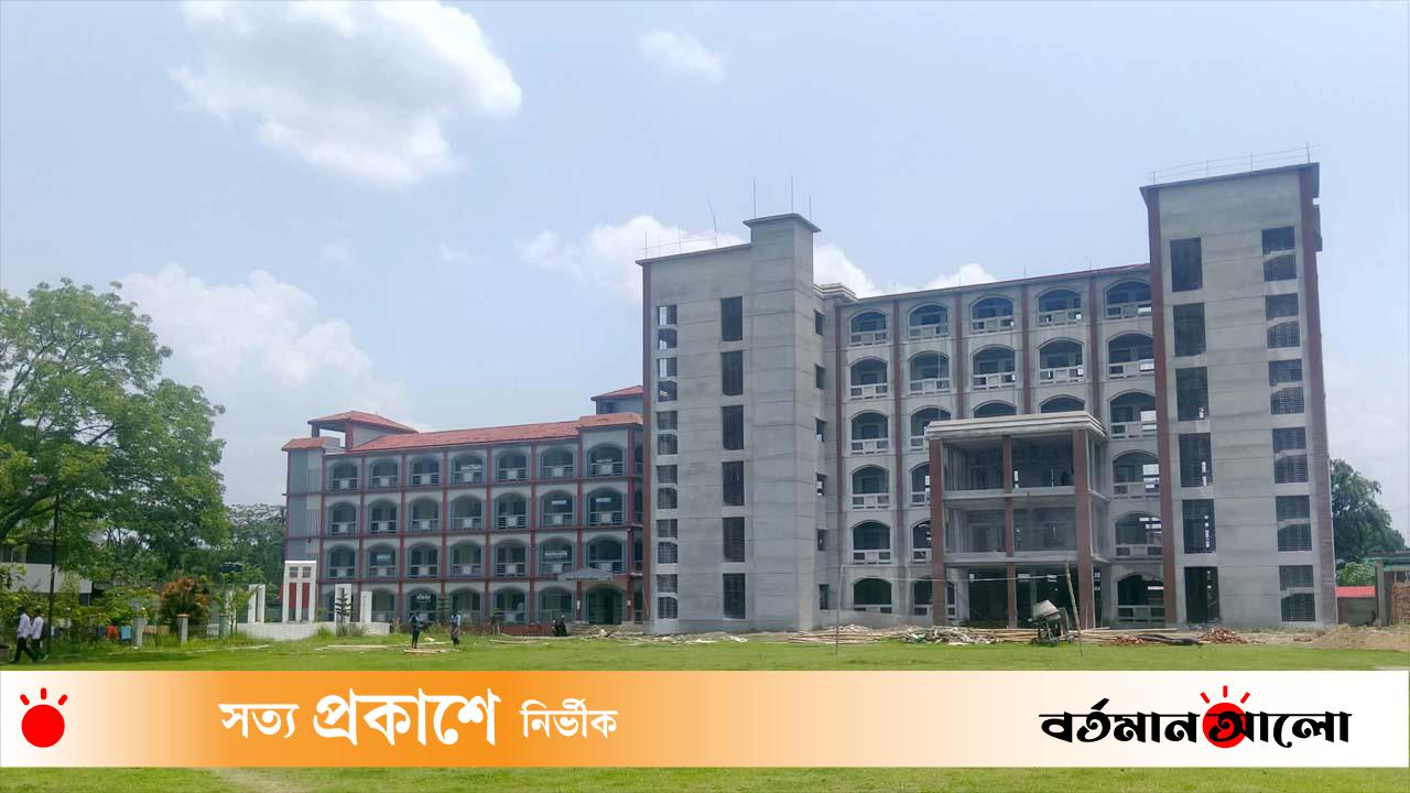 টুঙ্গিপাড়া সরকারি কলেজে অনার্সে আসন শূন্য থাকার শঙ্কা