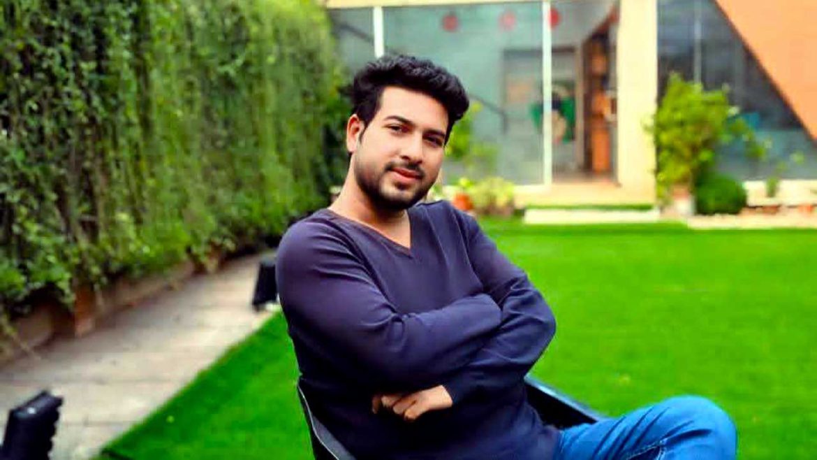 ছিনতাইকারীর কবলে পরিচালক সোহেল