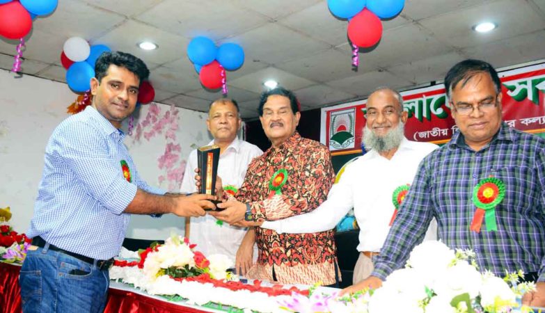 ফরিদ হোসাইন পেলেন শ্রেষ্ঠ অভিনেতার পুরস্কার