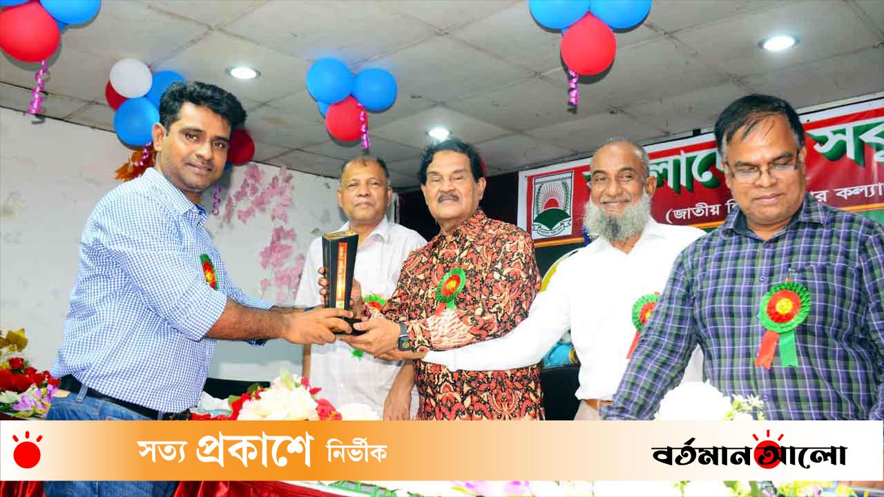 ফরিদ হোসাইন পেলেন শ্রেষ্ঠ অভিনেতার পুরস্কার