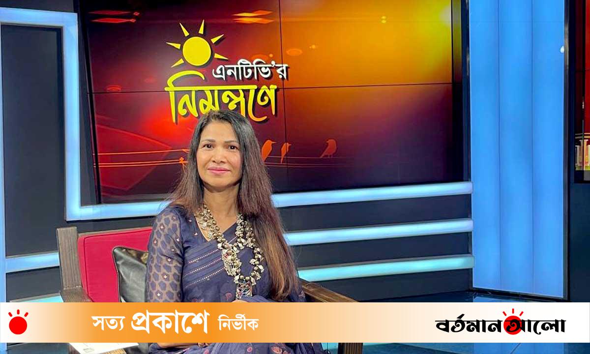 গায়িকা থেকে নির্মাতা নাজনীন হাসান খান
