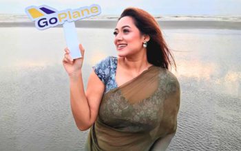 ‘গো প্লেনকে’ সঙ্গে নিয়ে হঠাৎ সাগরপাড়ে দীঘি